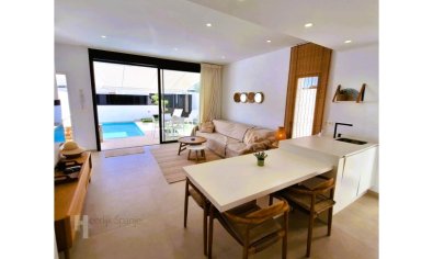Resale - Townhouse -
San Javier - Santiago De La Ribera
