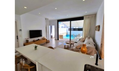 Resale - Townhouse -
San Javier - Santiago De La Ribera