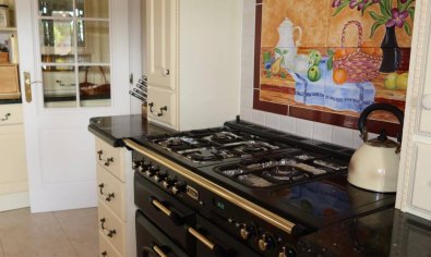 Resale - Finca -
Orihuela