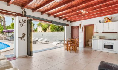 Resale - Finca -
Catral