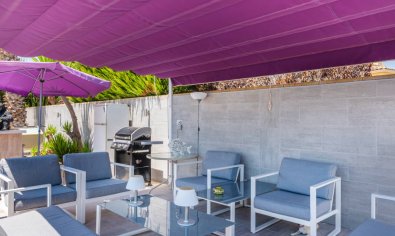 Resale - Finca -
Catral