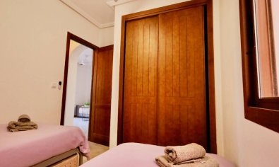 Reventa - Apartamento / piso -
Torrevieja - Aguas Nuevas