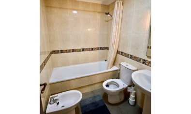 Reventa - Apartamento / piso -
Torrevieja - Aguas Nuevas