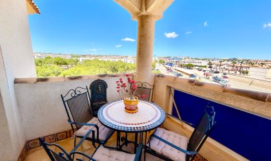 Reventa - Apartamento / piso -
Orihuela Costa - La Zenia
