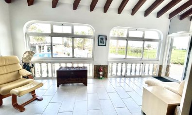 Resale - Villa -
Catral