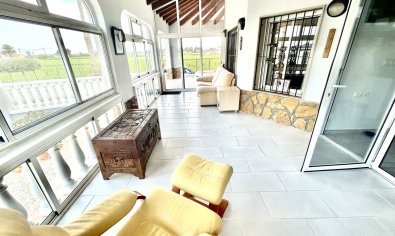 Resale - Villa -
Catral