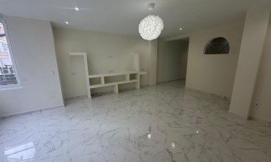 Bestaande bouw - Apartamento -
Torrevieja - Muelle Pesquero