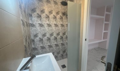 Bestaande bouw - Apartamento -
Torrevieja - Muelle Pesquero