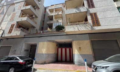Bestaande bouw - Garaje -
Torrevieja - Playa Acequion