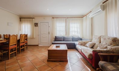 Bestaande bouw - Bungalow -
Torrevieja - La Mata