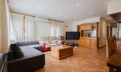 Bestaande bouw - Bungalow -
Torrevieja - La Mata