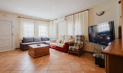 Bestaande bouw - Bungalow -
Torrevieja - La Mata