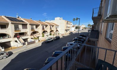 Bestaande bouw - Apartamento -
San Miguel de Salinas