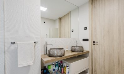 Bestaande bouw - Villa -
Algorfa - Campo de Golf - Algorfa