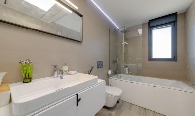 Bestaande bouw - Villa -
Torrevieja - Los Balcones