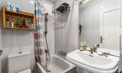 Bestaande bouw - Apartamento -
Torrevieja - CLUB NAUTICO TORREVIEJA