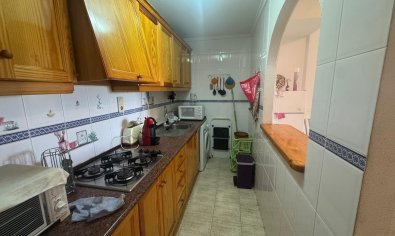 Bestaande bouw - Apartamento -
Torrevieja - Playa del Acequión