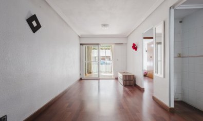 Bestaande bouw - Apartamento -
Torrevieja - Playa del Acequión
