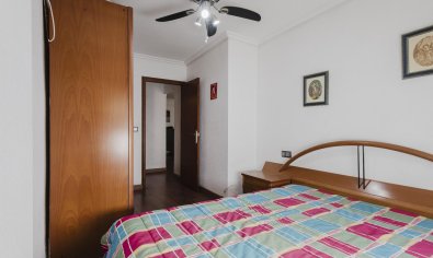 Bestaande bouw - Apartamento -
Torrevieja - Playa del Acequión