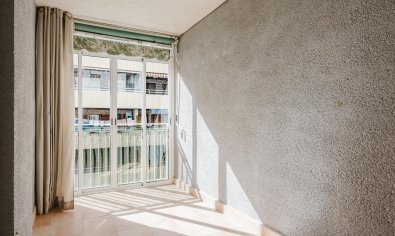 Bestaande bouw - Apartamento -
Torrevieja - Playa del Acequión