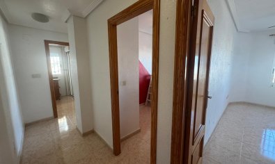 Bestaande bouw - Apartamento -
Torrevieja - La Mata