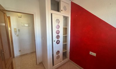 Bestaande bouw - Apartamento -
Torrevieja - La Mata