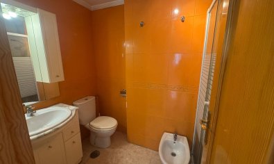 Bestaande bouw - Apartamento -
Torrevieja - La Mata
