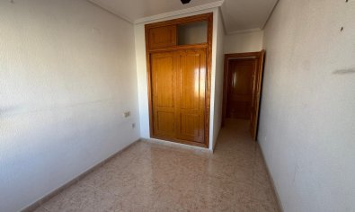 Bestaande bouw - Apartamento -
Torrevieja - La Mata