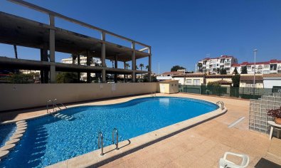 Bestaande bouw - Apartamento -
Torrevieja - La Mata