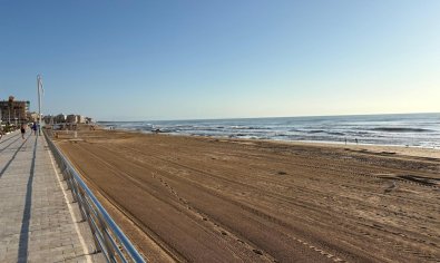 Bestaande bouw - Apartamento -
Torrevieja - La Mata