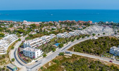 Obra nueva - Ático -
Estepona