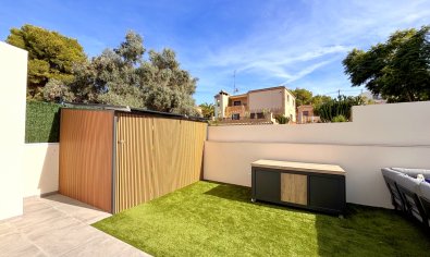 Reventa - Villa -
Villamartín - Villamartin