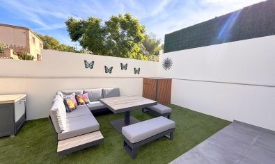 Reventa - Villa -
Villamartín - Villamartin