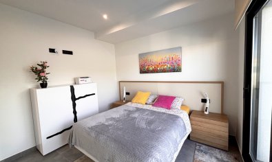 Reventa - Villa -
Villamartín - Villamartin