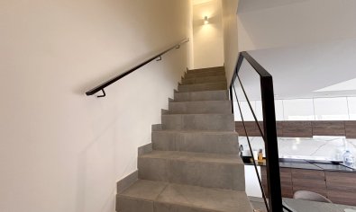 Reventa - Villa -
Villamartín - Villamartin