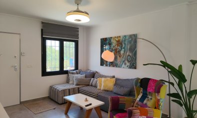 Reventa - Finca -
Los Montesinos