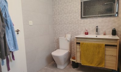 Reventa - Finca -
Los Montesinos