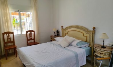 Reventa - Finca -
Los Montesinos