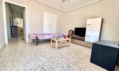 Reventa - Finca -
Los Montesinos