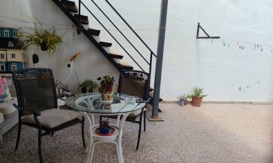 Reventa - Finca -
Los Montesinos