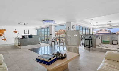 Bestaande bouw - Villa -
Ciudad Quesada