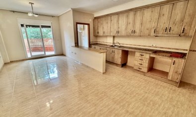 Reventa - Apartamento / piso -
Formentera del Segura