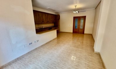 Reventa - Apartamento / piso -
Formentera del Segura