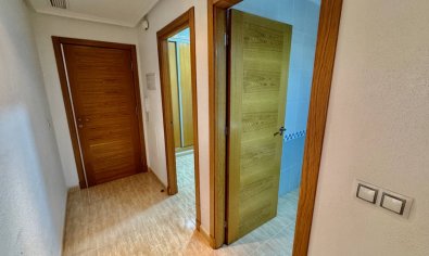 Reventa - Apartamento / piso -
Formentera del Segura