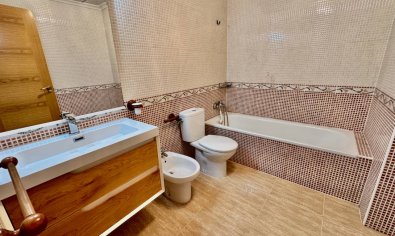 Reventa - Apartamento / piso -
Formentera del Segura
