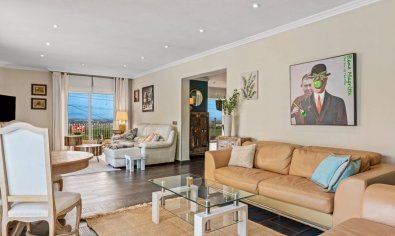 Bestaande bouw - Villa -
Algorfa - Montemar