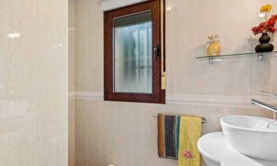 Bestaande bouw - Villa -
Algorfa - Montemar