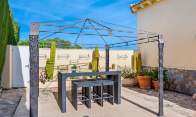 Bestaande bouw - Villa -
Algorfa - Montemar