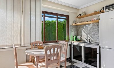 Bestaande bouw - Villa -
Algorfa - Montemar