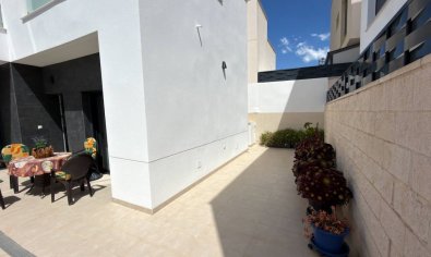 Bestaande bouw - Villa -
Benijofar